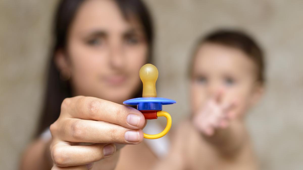 ¿Cómo hacer que mi hijo deje el chupón?